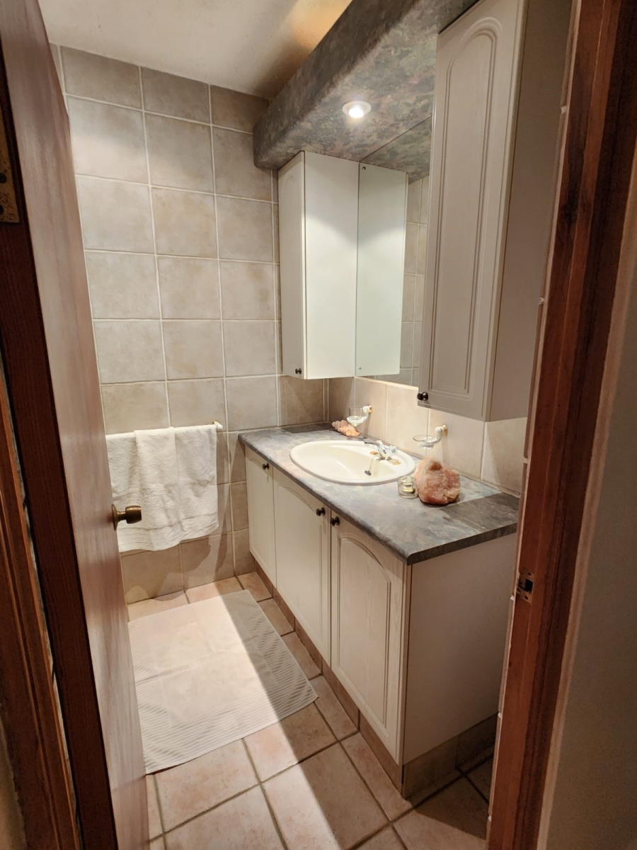 4 Bedroom Property for Sale in Ifafi North West
